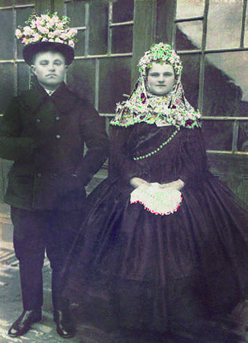 Anna Brtková a Juraj Galat, 1921, Kovačica;
fotografiu poskytol: Ján Špringeľ