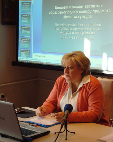 O hudobnej pedagogike v Srbsku sa zmienila Emilija Stankovićová, profesorka na Hudobnej akadémii v Novom Sade.