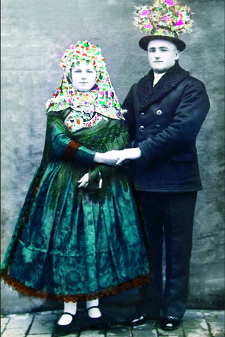 Mária Koreňová a Adam Nemček,1934, Kovačica;
fotografiu poskytla: Marína Hríbová