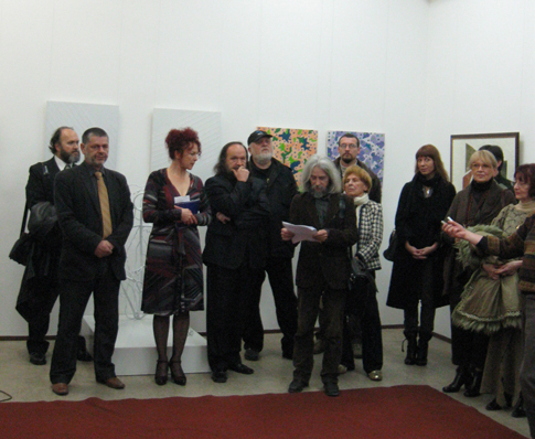 Organizátori a účastníci 10. bienála slovenských výtvarníkov v Srbsku