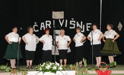 Ženská spevácka skupina zo Silbaša v roku 2011