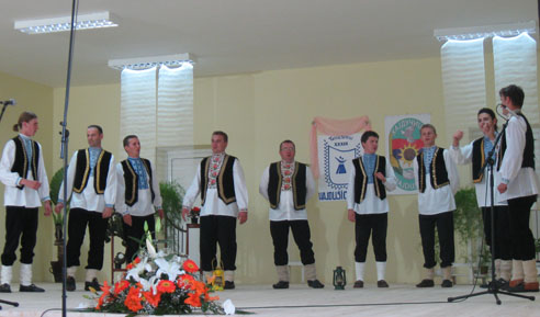Mužská spevácka skupina na FF TT V Hajdušici, 2009