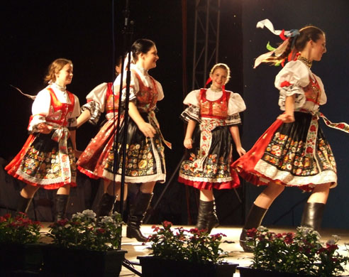 Vystúpenie na festivale zvykov a obyčají v Aradáči
