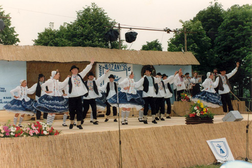Starsia tanecna skupina na FF Tancuj, tancuj v Hlozanoch