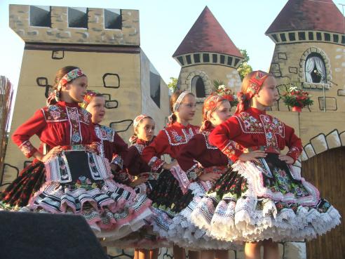 Detský folklórny festival Zlatá brána