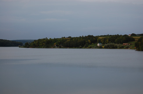 Jazero Moharač
