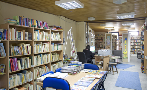 Knižnica v Padine